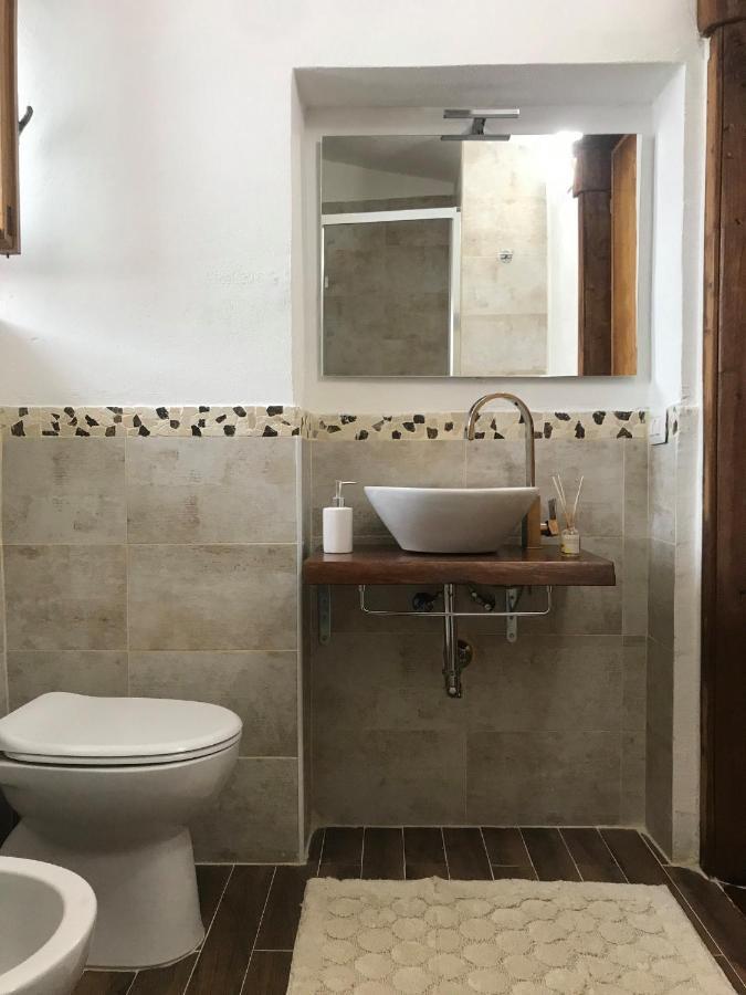 Baita Delle Rocche 로카디메조 외부 사진